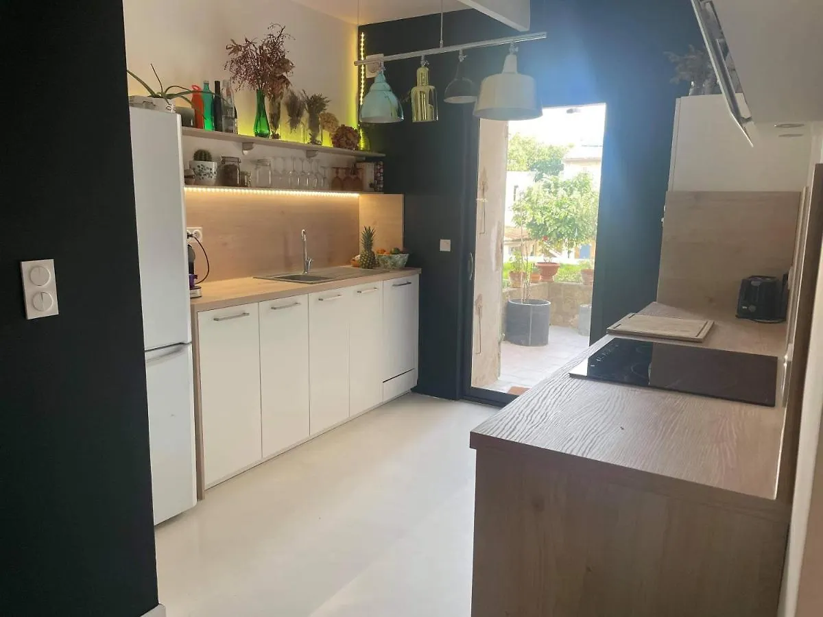 Apartment Appartement Au Centre De La Venise Provencale L'Isle-sur-la-Sorgue