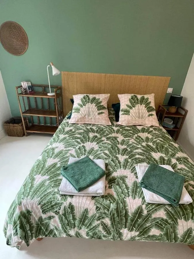 Appartement Au Centre De La Venise Provencale L'Isle-sur-la-Sorgue 0*,  France