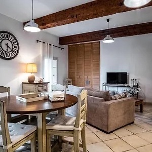 Apartment Au Coeur De Sur La Sorgue, L'Isle-sur-la-Sorgue