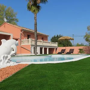 Maison 4 Etoiles Et 3 Etoiles Independants Avec Piscine LʼIsle-sur-la-Sorgue